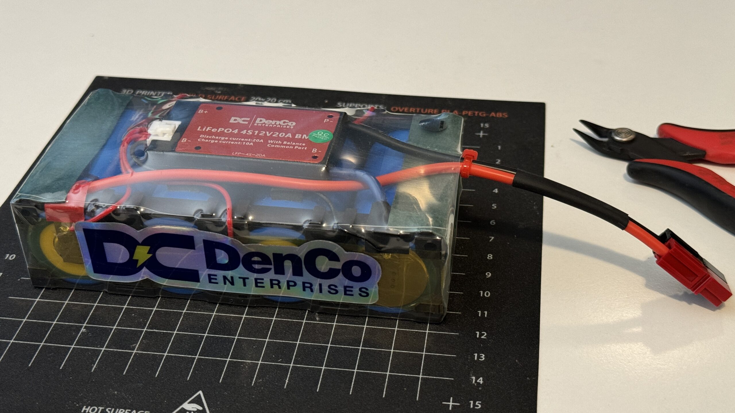 DenCo 12V 5.5Ah LiFePO4 Battery - Demonstrator Limited Edition