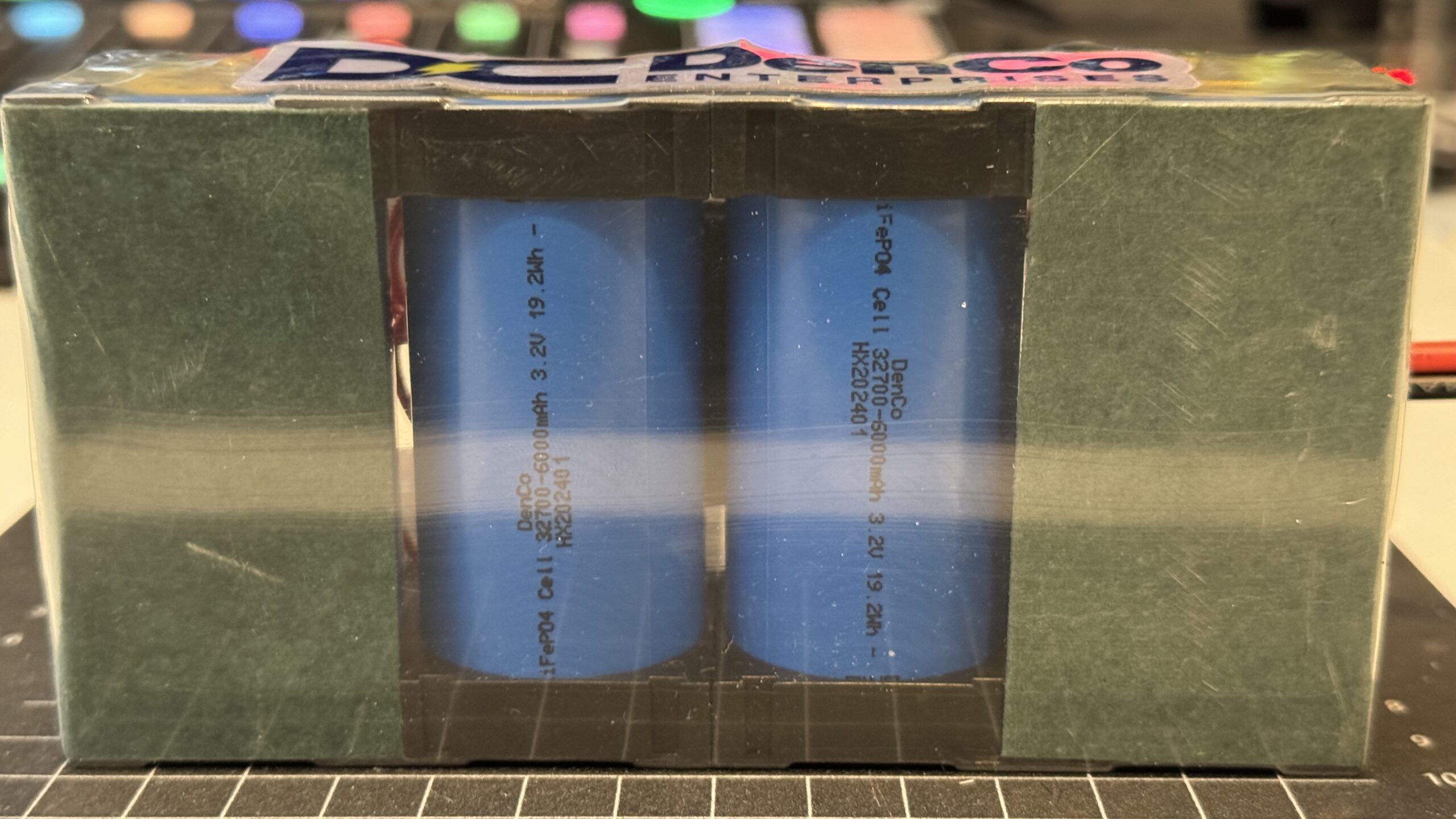 DenCo 12V 5.5Ah LiFePO4 Battery - Demonstrator Limited Edition
